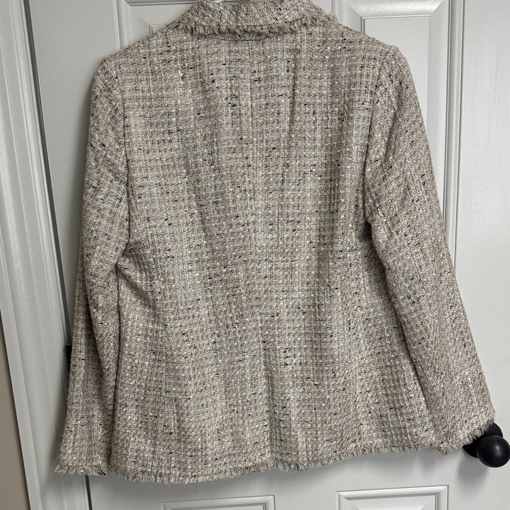 Ann Taylor Women's Beige Tweed Blazer - Picture 3 of 5